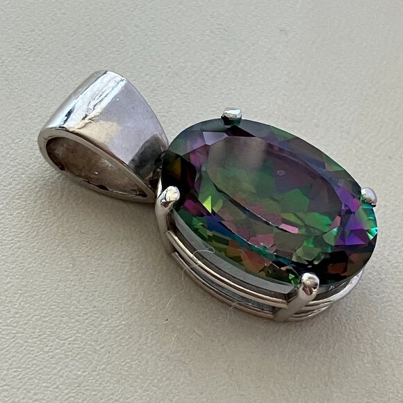 Natural Mystic Topaz, Real 14k White gold pendant. - Picture 5 of 12